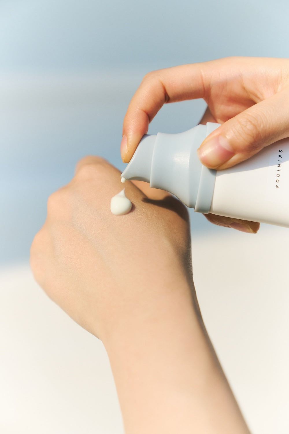 [Skin1004] Madagascar Centella Hyalu-Cica Water-Fit Sun Serum 50ml