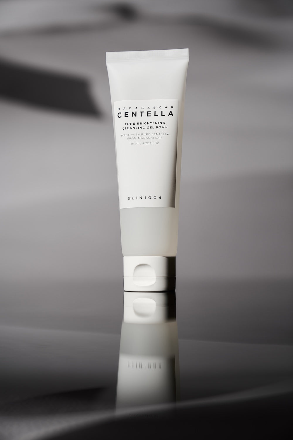 [스킨1004] 마다가스카르 병풀 톤 브라이트닝 클렌징 젤 폼 125ml